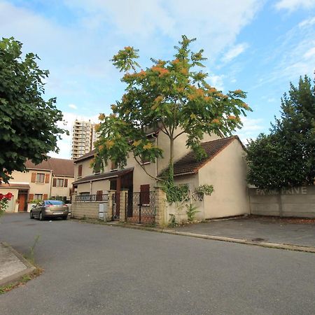 Parking Prive Gratuit - 15Mn Paris - Gare A Pied En 5Mn - Tout Equipee - Terrasse - Jardin - Stade De France - Casino D'Enghien - Hippodrome, Universite อิพิเนย์-ซัวร์-แซน ภายนอก รูปภาพ