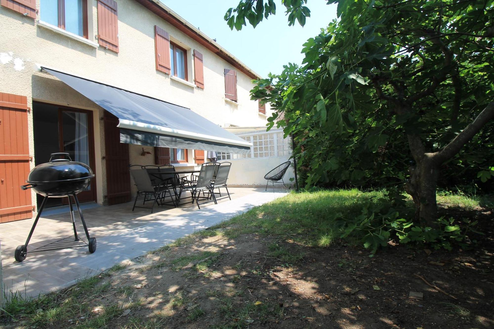 Parking Prive Gratuit - 15Mn Paris - Gare A Pied En 5Mn - Tout Equipee - Terrasse - Jardin - Stade De France - Casino D'Enghien - Hippodrome, Universite อิพิเนย์-ซัวร์-แซน ภายนอก รูปภาพ